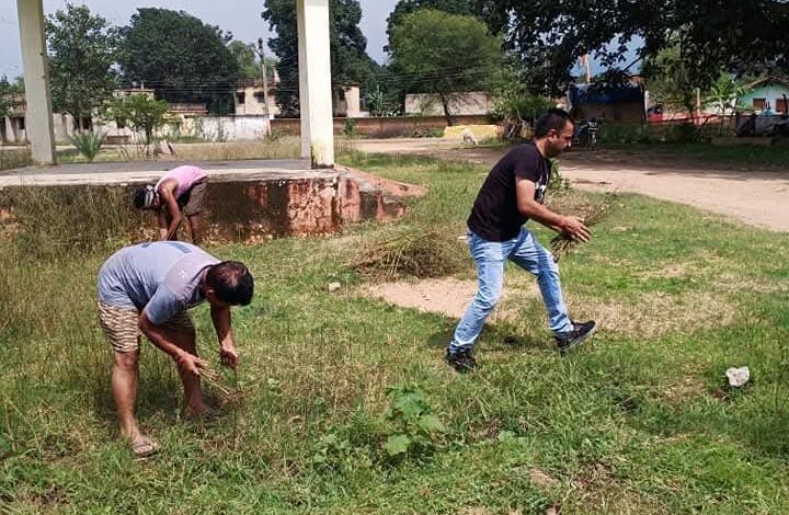 “भुतहा तालाब को दुर्गा सरोवर बनाने वाले हर्ष अब जनपद संवारने निकले” “भुतहा तालाब को दुर्गा सरोवर बनाने वाले हर्ष अब जनपद संवारने निकले”