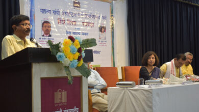 *हिंदी : भाषाधिकार एवं मानवाधिकार के परिप्रेक्ष्‍य’ पर हुआ विशेष व्‍याख्‍यान, हिंदी विश्‍वविद्यालय में हिंदी पखवाड़ा का हुआ शुभारंभ* *लोक भाषा के रूप में स्‍थापित हो हिंदी : मनोज श्रीवास्‍तव*