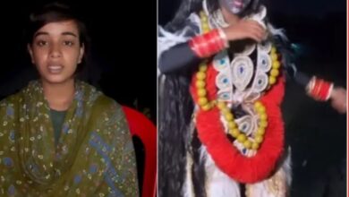 मां काली के वेश में डांस का वीडियो वायरल, संगठनों का विरोध तेज – युवती ने मांगी माफी, पुलिस जांच में जुटी