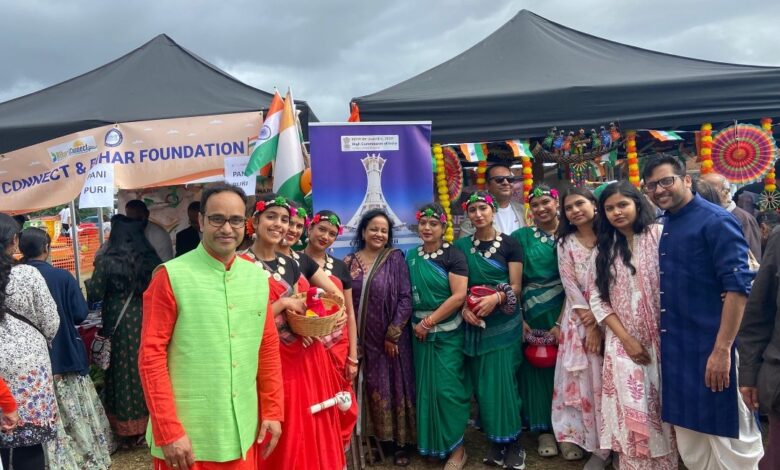 विदेशी भूमि पर स्वतंत्रता दिवस का जश्न…..छत्तीसगढ़ के लोगों में अपने देश और संस्कृति को लेकर अलग उत्साह आया नज़र….. उच्चायुक्त विक्रम दोराईस्वामी और समन्वय मंत्री दीपक चौधरी भी रहे उपस्थित…. विदेशी भूमि पर स्वतंत्रता दिवस का जश्न…..छत्तीसगढ़ के लोगों में अपने देश और संस्कृति को लेकर अलग उत्साह आया नज़र….. उच्चायुक्त विक्रम दोराईस्वामी और समन्वय मंत्री दीपक चौधरी भी रहे उपस्थित….