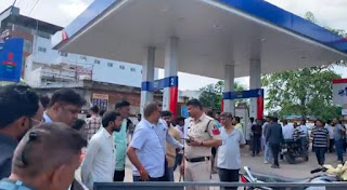 अंबिकापुर में खौफनाक वारदात : पेट्रोल पंप पर महिला कर्मचारी पर दिनदहाड़े चाकू से हमला, हालत नाजुक