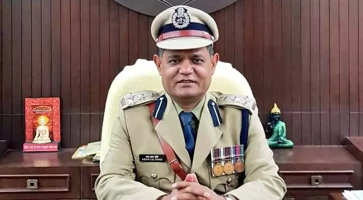 महिला एसआई ने IPS रतनलाल डांगी पर लगाए यौन उत्पीड़न के गंभीर आरोप, विभाग ने जांच शुरू की महिला एसआई ने IPS रतनलाल डांगी पर लगाए यौन उत्पीड़न के गंभीर आरोप, विभाग ने जांच शुरू की
