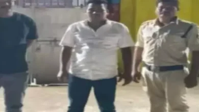 📰 आईएएस अधिकारी पर फेसबुक में अभद्र टिप्पणी करना भाजयुमो नेता को पड़ा भारी, पुलिस ने की गिरफ्तारी 📰 आईएएस अधिकारी पर फेसबुक में अभद्र टिप्पणी करना भाजयुमो नेता को पड़ा भारी, पुलिस ने की गिरफ्तारी