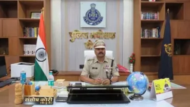 ब्राह्मण समाज पर अभद्र टिप्पणी करने वाली महिला कांस्टेबल सस्पेंड, SP ने की तत्काल कार्रवाई ब्राह्मण समाज पर अभद्र टिप्पणी करने वाली महिला कांस्टेबल सस्पेंड, SP ने की तत्काल कार्रवाई