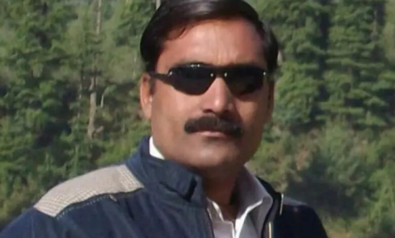 ЁЯУ░ рдПрд╕реАрдмреА рдХреА рдмрдбрд╝реА рдХрд╛рд░реНрд░рд╡рд╛рдИ: рдкреАрдбрдмреНрд▓реНрдпреВрдбреА рдХреЗ рд╕рдм рдЗрдВрдЬреАрдирд┐рдпрд░ рд╕реА.рдкреА. рдмрдВрдЬрд╛рд░реЗ рд░рд┐рд╢реНрд╡рдд рд▓реЗрддреЗ рд░рдВрдЧреЗ рд╣рд╛рде рдЧрд┐рд░рдлреНрддрд╛рд░! ЁЯУ░ рдПрд╕реАрдмреА рдХреА рдмрдбрд╝реА рдХрд╛рд░реНрд░рд╡рд╛рдИ: рдкреАрдбрдмреНрд▓реНрдпреВрдбреА рдХреЗ рд╕рдм рдЗрдВрдЬреАрдирд┐рдпрд░ рд╕реА.рдкреА. рдмрдВрдЬрд╛рд░реЗ рд░рд┐рд╢реНрд╡рдд рд▓реЗрддреЗ рд░рдВрдЧреЗ рд╣рд╛рде рдЧрд┐рд░рдлреНрддрд╛рд░!