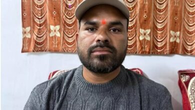 ACB की बड़ी कार्रवाई! पीएम आवास योजना में रिश्वत लेते पकड़ा गया ग्रामीण विकास अधिकारी, घर से ₹2.27 लाख और दस्तावेज़ बरामद ACB की बड़ी कार्रवाई! पीएम आवास योजना में रिश्वत लेते पकड़ा गया ग्रामीण विकास अधिकारी, घर से ₹2.27 लाख और दस्तावेज़ बरामद