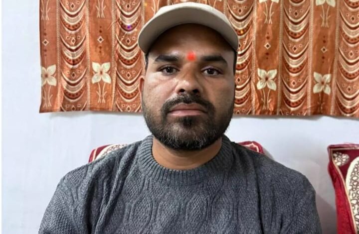 ACB की बड़ी कार्रवाई! पीएम आवास योजना में रिश्वत लेते पकड़ा गया ग्रामीण विकास अधिकारी, घर से ₹2.27 लाख और दस्तावेज़ बरामद