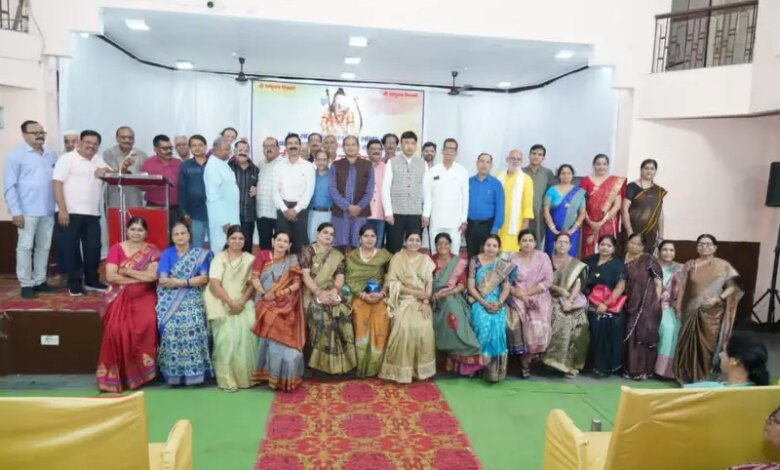 विप्र समाज ने हर्षोल्लास से मनाया भाईदूज पर्व — “रामायण में भातृ प्रेम” विषय पर डॉ. आदित्य शुक्ल का प्रेरक व्याख्यान रहा आकर्षण का केंद्र