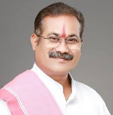 महापुरुषों पर आपत्तिजनक टिप्पणी मामले में अमित बघेल फरार — पुलिस की दबिश के बाद पीछे के रास्ते से भागे, चार राज्यों में दर्ज हुई FIR महापुरुषों पर आपत्तिजनक टिप्पणी मामले में अमित बघेल फरार — पुलिस की दबिश के बाद पीछे के रास्ते से भागे, चार राज्यों में दर्ज हुई FIR