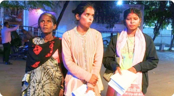 *सहकारी की जगह निजी अस्पताल ले गया मरीज को एंबुलेंस का चालक, लाखों खर्च के बाद भी प्रबंधन ने मांगें रुपए* *सहकारी की जगह निजी अस्पताल ले गया मरीज को एंबुलेंस का चालक, लाखों खर्च के बाद भी प्रबंधन ने मांगें रुपए*