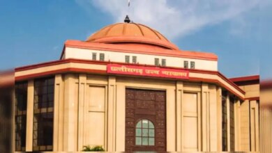 शिक्षाकर्मियों को करारा झटका—हाईकोर्ट ने संविलियन पूर्व सेवा पर क्रमोन्नति का दावा ठुकराया