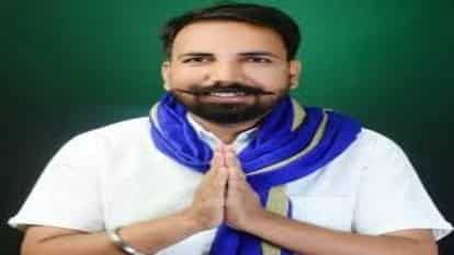 *भीम आर्मी नेता के खिलाफ भोपाल में एफआईआर, रेलवे की अव्यवस्था को लेकर किया था पोस्ट* *भीम आर्मी नेता के खिलाफ भोपाल में एफआईआर, रेलवे की अव्यवस्था को लेकर किया था पोस्ट*