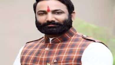 *मोस्ट वांटेड सूदखोर वीरेंद्र तोमर एमपी में गिरफ्तार, न्यायालय से अग्रिम जमानत याचिका खारिज होने से बार बार बदल रहा था लोकेशन* *मोस्ट वांटेड सूदखोर वीरेंद्र तोमर एमपी में गिरफ्तार, न्यायालय से अग्रिम जमानत याचिका खारिज होने से बार बार बदल रहा था लोकेशन*