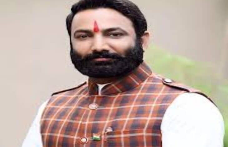 *मोस्ट वांटेड सूदखोर वीरेंद्र तोमर एमपी में गिरफ्तार, न्यायालय से अग्रिम जमानत याचिका खारिज होने से बार बार बदल रहा था लोकेशन*