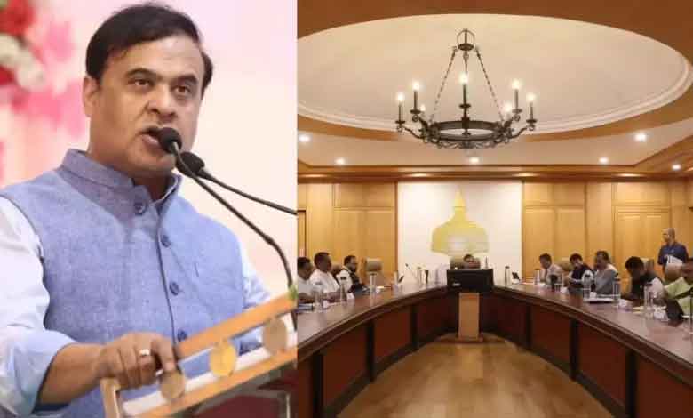 असम विधानसभा में बहुविवाह पर लगा प्रतिबंध: ऐतिहासिक विधेयक पारित, दोषियों को 10 साल तक की सजा का प्रावधान असम विधानसभा में बहुविवाह पर लगा प्रतिबंध: ऐतिहासिक विधेयक पारित, दोषियों को 10 साल तक की सजा का प्रावधान