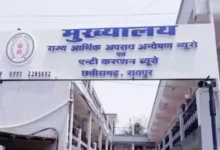 5 साल से फरार 50 करोड़ का ठग कोर्ट परिसर से गिरफ्तार: खुद को CA बताकर आधार–पैन पर लोन दिलाने के नाम पर करता था ठगी 5 साल से फरार 50 करोड़ का ठग कोर्ट परिसर से गिरफ्तार: खुद को CA बताकर आधार–पैन पर लोन दिलाने के नाम पर करता था ठगी