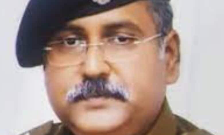 सेवा के शिखर पर असमय विदा: वरिष्ठ आईपीएस प्रखर पांडेय का निधन सेवा के शिखर पर असमय विदा: वरिष्ठ आईपीएस प्रखर पांडेय का निधन