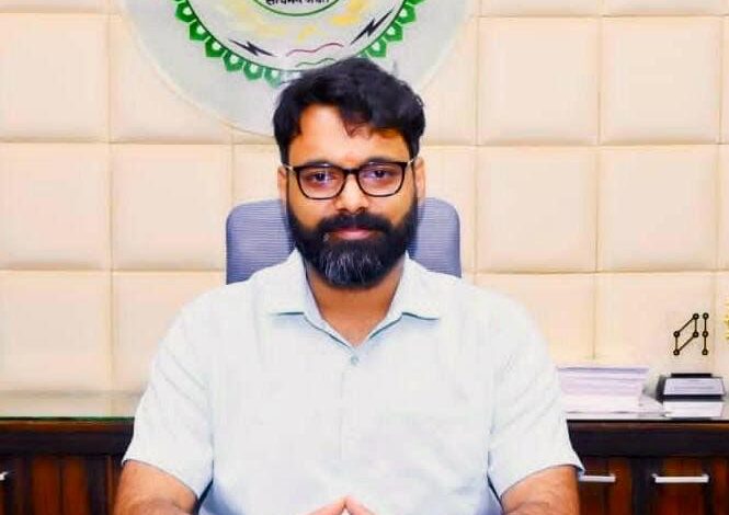 राष्ट्रीय मतदाता दिवस 2026 पर जशपुर को राज्य स्तरीय सम्माननिर्वाचन में तकनीक के उत्कृष्ट उपयोग के लिए जशपुर बना प्रदेश का सर्वश्रेष्ठ जिलाकलेक्टर एवं जिला निर्वाचन अधिकारी श्री रोहित व्यास होंगे सम्मानित राष्ट्रीय मतदाता दिवस 2026 पर जशपुर को राज्य स्तरीय सम्माननिर्वाचन में तकनीक के उत्कृष्ट उपयोग के लिए जशपुर बना प्रदेश का सर्वश्रेष्ठ जिलाकलेक्टर एवं जिला निर्वाचन अधिकारी श्री रोहित व्यास होंगे सम्मानित