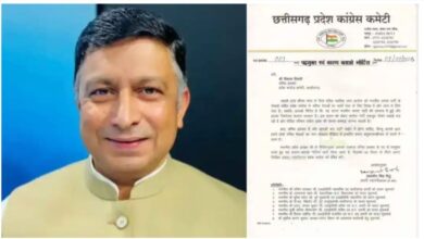 अपनी ही पार्टी पर सवाल पड़े भारी, झीरम घाटी मामले में कांग्रेस ने प्रवक्ता विकास तिवारी को पद से हटाया