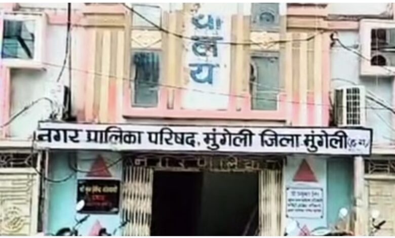 *नगर पालिका में PIC गठन पर बवाल, 24 घंटे भी नहीं टिक पाई परिषद, लगी इस्तीफों की लाइन*