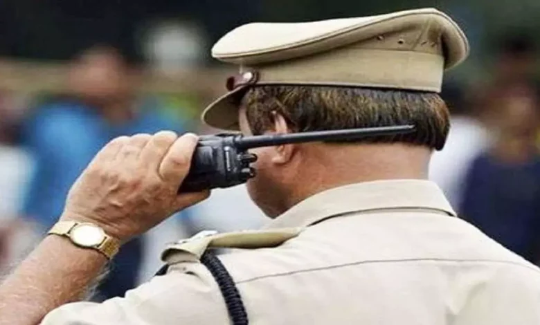 पुणे के विमाननगर में स्पा सेंटर पर छापा: घबराकर युवती ने लगाई छलांग, मौत; मैनेजर घायल पुणे के विमाननगर में स्पा सेंटर पर छापा: घबराकर युवती ने लगाई छलांग, मौत; मैनेजर घायल