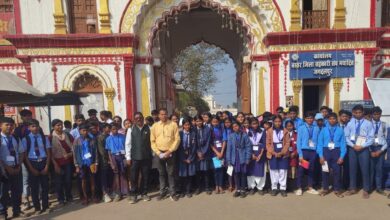 राष्ट्रीय आविष्कार अभियान अंतर्गत दंतेवाड़ा जिला के स्कूली बच्चें एवं शिक्षक 100 सदस्य दल जगदलपुर का शैक्षणिक भ्रमण किया।