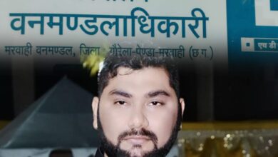 मरवाही वनमंडल:घोटालों के आरोपों के बावजूद फिर ठेका!ठेकेदार का दावा — “ऊपर तक सेटिंग हैं”आरोपित फर्म की दोबारा एंट्री पर उठे गंभीर सवाल