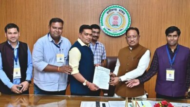 मुख्यमंत्री विष्णु देव साय से रायपुर प्रेस क्लब प्रतिनिधिमंडल की सौजन्य भेंट, रंगोत्सव में मुख्य अतिथि बनने का दिया आमंत्रण