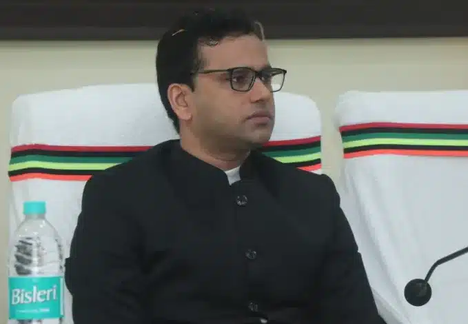 वन सचिव से अभद्रता भारी पड़ी: मनेंद्रगढ़ DFO मनीष कश्यप निलंबित, शिकायत सीएम तक पहुंचते ही कार्रवाई