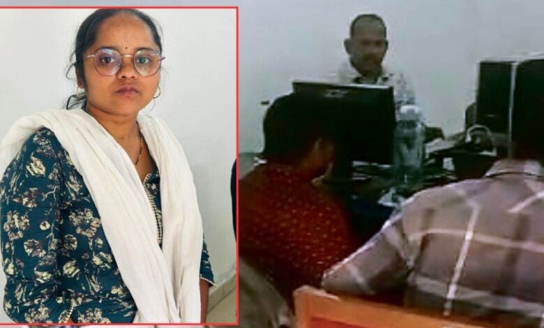 *भारतीय स्टेट बैंक ब्रांच में 2 करोड़ 6 लाख से अधिक का गबन, बैंक की महिला कैशियर को एसीबी ने किया गिरफ्तार* *भारतीय स्टेट बैंक ब्रांच में 2 करोड़ 6 लाख से अधिक का गबन, बैंक की महिला कैशियर को एसीबी ने किया गिरफ्तार*