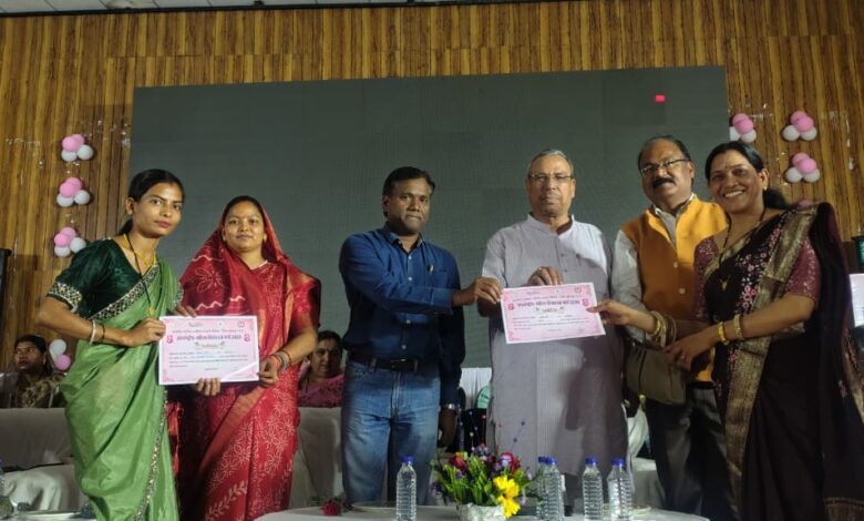 बेसहारा बुजुर्गों की ‘बेटी-बहू’ बनीं पायल गुप्ता, अंतर्राष्ट्रीय महिला दिवस पर ‘नारी शक्ति सम्मान’ से सम्मानित