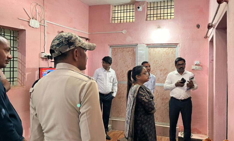 सरकंडा स्थित नशा मुक्ति केंद्र का अपर कलेक्टर ज्योति पटेल ने किया निरीक्षण, नशा छोड़कर नई जिंदगी शुरू करने का दिया संदेश