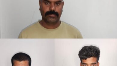 पेंड्रा पुलिस की जुआ फड़ पर बड़ी कार्रवाई: तालाब किनारे रेड, 3 जुआरी गिरफ्तार; ₹8 हजार की नगदी, मोबाइल व बाइक जप्त पेंड्रा पुलिस की जुआ फड़ पर बड़ी कार्रवाई: तालाब किनारे रेड, 3 जुआरी गिरफ्तार; ₹8 हजार की नगदी, मोबाइल व बाइक जप्त