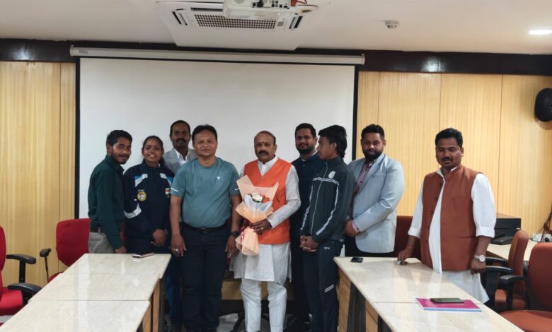 *छत्तीसगढ़ में बॉक्सिंग के विस्तार की बड़ी पहल, जनजातीय क्षेत्रों में प्रतिभा खोज अभियान चलेगा* *डॉ. राकेश मिश्र (राष्ट्रीय अध्यक्ष, इंडियन एमेच्योर बॉक्सिंग फेडरेशन) के साथ प्रदेश भर में दौरे की योजना, नए खिलाड़ियों को जोड़ने और सागी रामकृष्णन ट्रॉफी 2026 में भागीदारी पर संवाद* *छत्तीसगढ़ में बॉक्सिंग के विस्तार की बड़ी पहल, जनजातीय क्षेत्रों में प्रतिभा खोज अभियान चलेगा* *डॉ. राकेश मिश्र (राष्ट्रीय अध्यक्ष, इंडियन एमेच्योर बॉक्सिंग फेडरेशन) के साथ प्रदेश भर में दौरे की योजना, नए खिलाड़ियों को जोड़ने और सागी रामकृष्णन ट्रॉफी 2026 में भागीदारी पर संवाद*