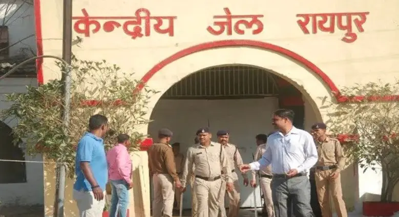 छत्तीसगढ़ में जेलों की अव्यवस्था पर हाईकोर्ट सख्त: “नोट दो, सुविधा लो” सिस्टम पर नाराजगी, मैनुअल पालन और पूरी रिपोर्ट के निर्देश