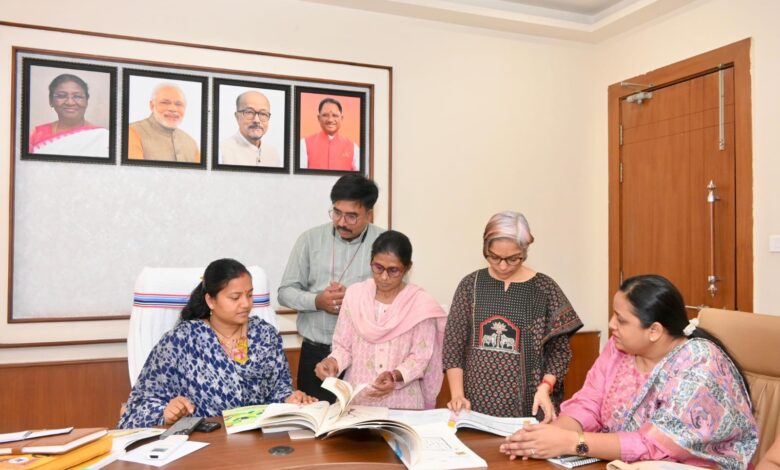 पोषण से आगे बढ़ी आंगनबाड़ी: अब हर बच्चे में संस्कार और जिम्मेदार भविष्य की नींव – मंत्री लक्ष्मी राजवाड़े पोषण से आगे बढ़ी आंगनबाड़ी: अब हर बच्चे में संस्कार और जिम्मेदार भविष्य की नींव – मंत्री लक्ष्मी राजवाड़े