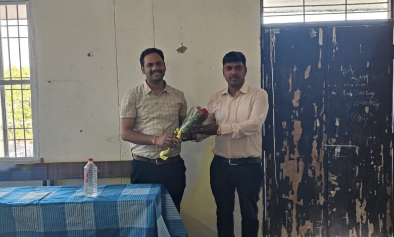 छात्रावास अधीक्षकों के हित और छात्रों के सर्वांगीण विकास के लिए नई कार्यकारिणी सक्रिय, प्रीतुराज बिसेन बने अध्यक्ष छात्रावास अधीक्षकों के हित और छात्रों के सर्वांगीण विकास के लिए नई कार्यकारिणी सक्रिय, प्रीतुराज बिसेन बने अध्यक्ष