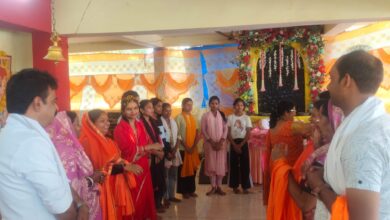 दुर्गावाहिनी की 13 बहनों ने शौर्य प्रशिक्षण वर्ग में लिया हिस्सा, जीपीएम लौटने पर हुआ भव्य स्वागत