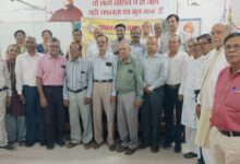 *सशक्त हस्ताक्षर की 51 वीं काव्य गोष्ठी में गूॅंजे कविता के स्वर*