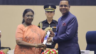 मोदी के जल संचय विजन को साय सरकार ने बनाया जनअभियान, छत्तीसगढ़ को लगातार दो साल राष्ट्रीय सम्मान , जल संचय जनभागीदारी में देश में प्रथम, भू-जल संरक्षण में द्वितीय स्थान, राष्ट्रपति के हाथों सचिव राजेश टोप्पो सम्मानित, सिद्दीकी को राज्य स्तर पर मिला पुरस्कार मोदी के जल संचय विजन को साय सरकार ने बनाया जनअभियान, छत्तीसगढ़ को लगातार दो साल राष्ट्रीय सम्मान , जल संचय जनभागीदारी में देश में प्रथम, भू-जल संरक्षण में द्वितीय स्थान, राष्ट्रपति के हाथों सचिव राजेश टोप्पो सम्मानित, सिद्दीकी को राज्य स्तर पर मिला पुरस्कार