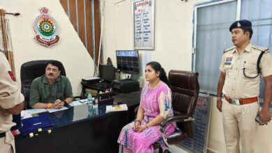 *एस‌एसपी साहब ने किया तखतपुर थाना का औचक निरीक्षण कर लिया कानून-व्यवस्था का जायजा, वसूली में पाए गए तीन आरक्षक लाइन हाजिर*