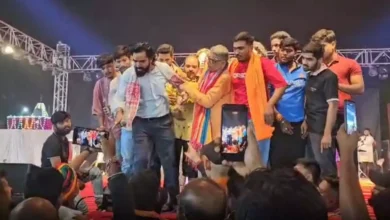 दुर्ग में गरबा आयोजन के दौरान बवाल, बजरंग दल कार्यकर्ताओं और आयोजकों के बीच झूमाझटकी व मारपीट; वीडियो वायरल