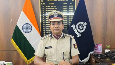 छत्तीसगढ़ के आईपीएस संतोष सिंह को दिल्ली मेट्रो की सुरक्षा की जिम्मेदारी:-सीआईएसएफ में डीआईजी के रूप में संभाली कमान, छत्तीसगढ़ के नौ जिलों में एसपी/एसएसपी के रूप में दे चुके हैं सेवाएं