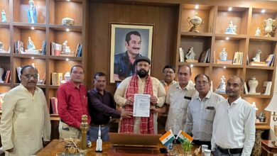 भाजपा प्रदेश उपाध्यक्ष प्रबल प्रताप जूदेव से मिले पशुधन मित्र संघ के प्रतिनिधिमंडल ने रखी 25 वर्षों की पीड़ा, निश्चित मासिक मानदेय की उठाई मांग